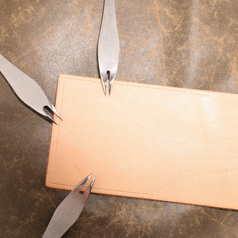 Adjustable Leather Wing Divide - Wing Divider Stitch review and price